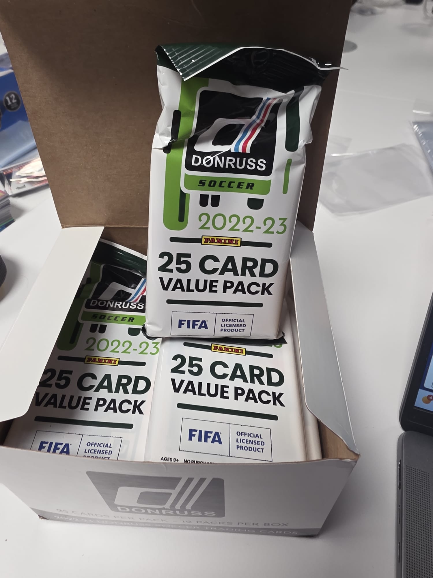 2022-23 Donruss Soccer Value Pack 25 Cards - Sealed